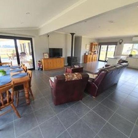 Pleasant Hill Bnb Mount Gambier Ngoại thất bức ảnh